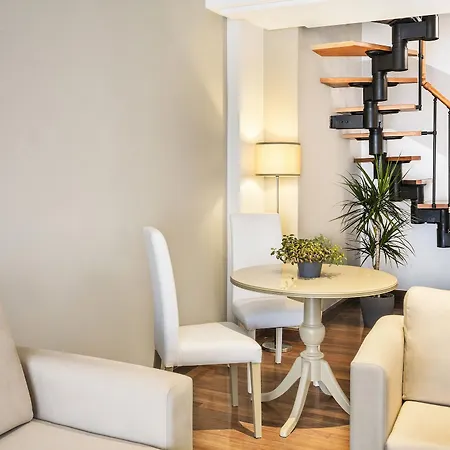 Melia Maria Pita Hotel 4*
