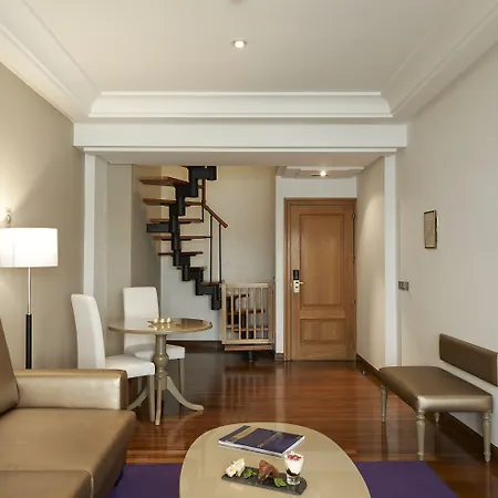 Ξενοδοχείο Melia Maria Pita 4*